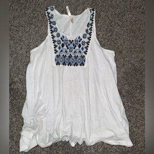 Roper White and Blue Embellished Sleeveless Tank Top